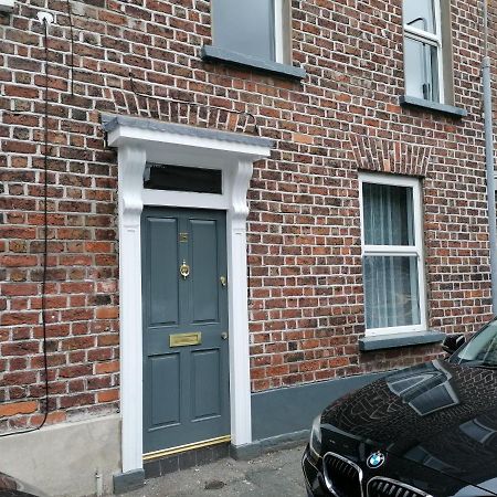 Queens Quarter Holiday Homes (Adults Only) Belfast Extérieur photo