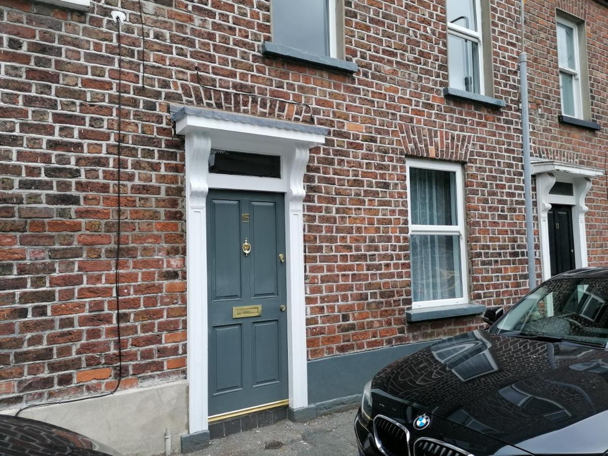 Queens Quarter Holiday Homes (Adults Only) Belfast Extérieur photo