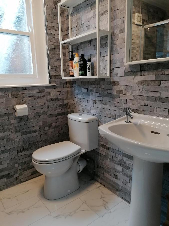 Queens Quarter Holiday Homes (Adults Only) Belfast Extérieur photo