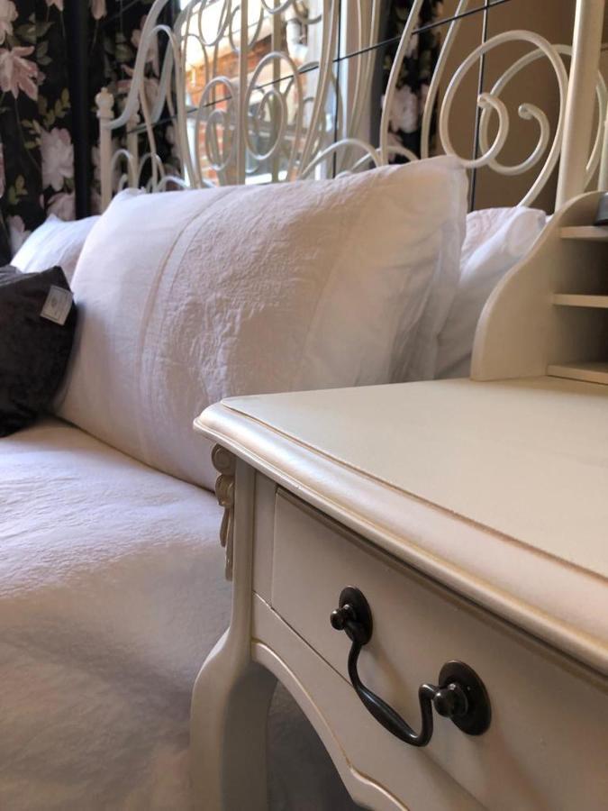 Queens Quarter Holiday Homes (Adults Only) Belfast Extérieur photo