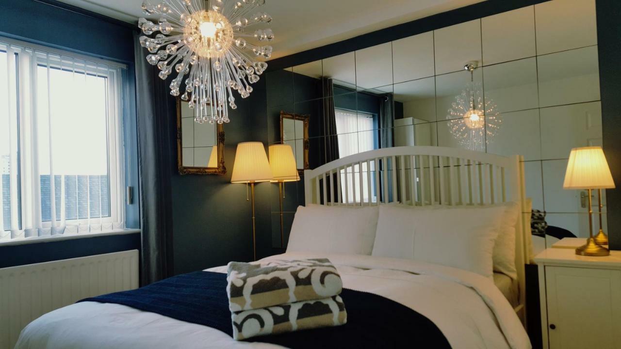 Queens Quarter Holiday Homes (Adults Only) Belfast Extérieur photo
