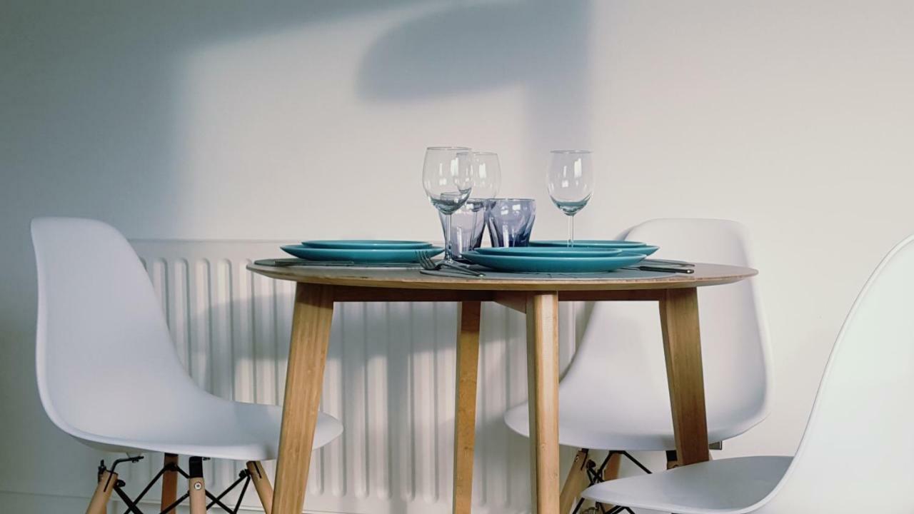 Queens Quarter Holiday Homes (Adults Only) Belfast Extérieur photo
