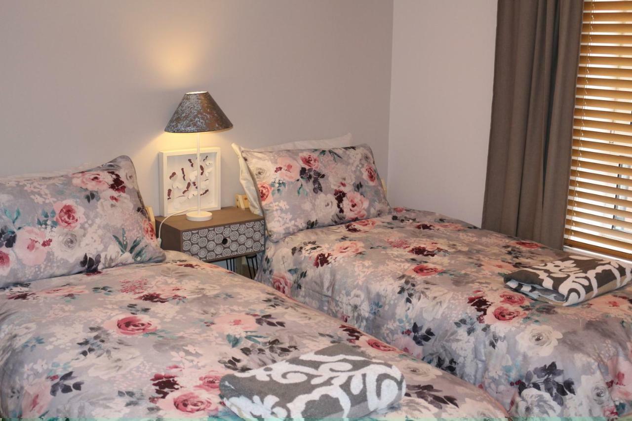 Queens Quarter Holiday Homes (Adults Only) Belfast Extérieur photo