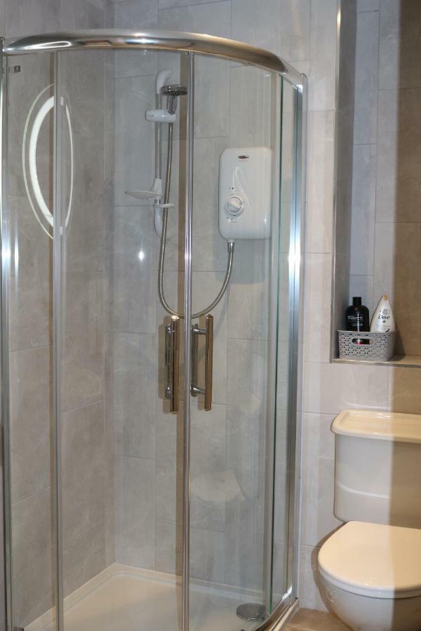 Queens Quarter Holiday Homes (Adults Only) Belfast Extérieur photo